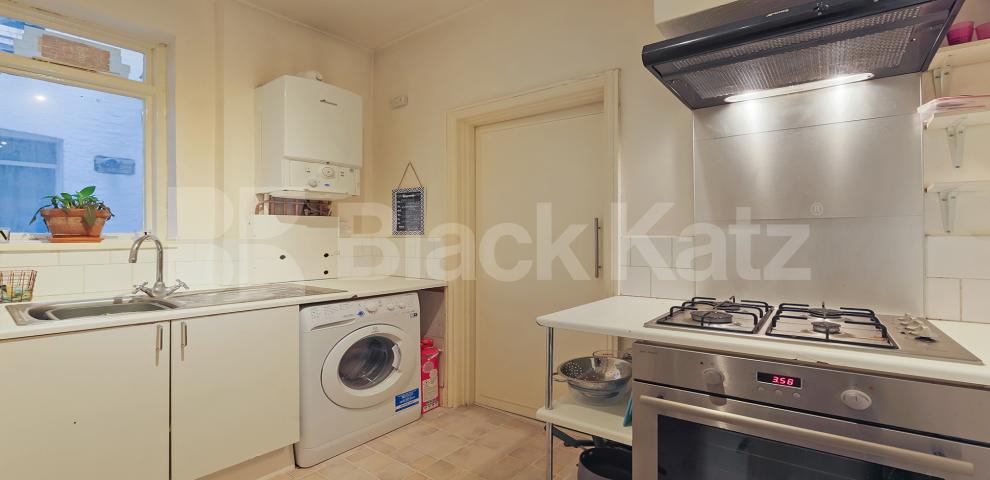 			NEW INSTRUCTION, 2 Bedroom, 1 bath, 1 reception Apartment			 Bath Terrace, Borough